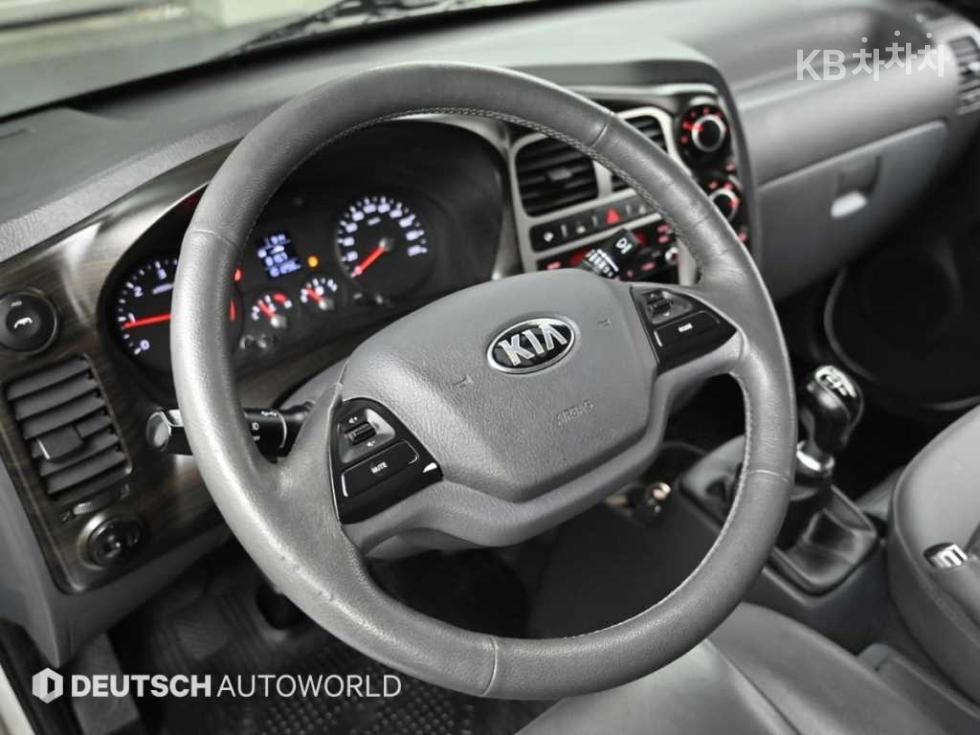 2018 - kia bongo iii