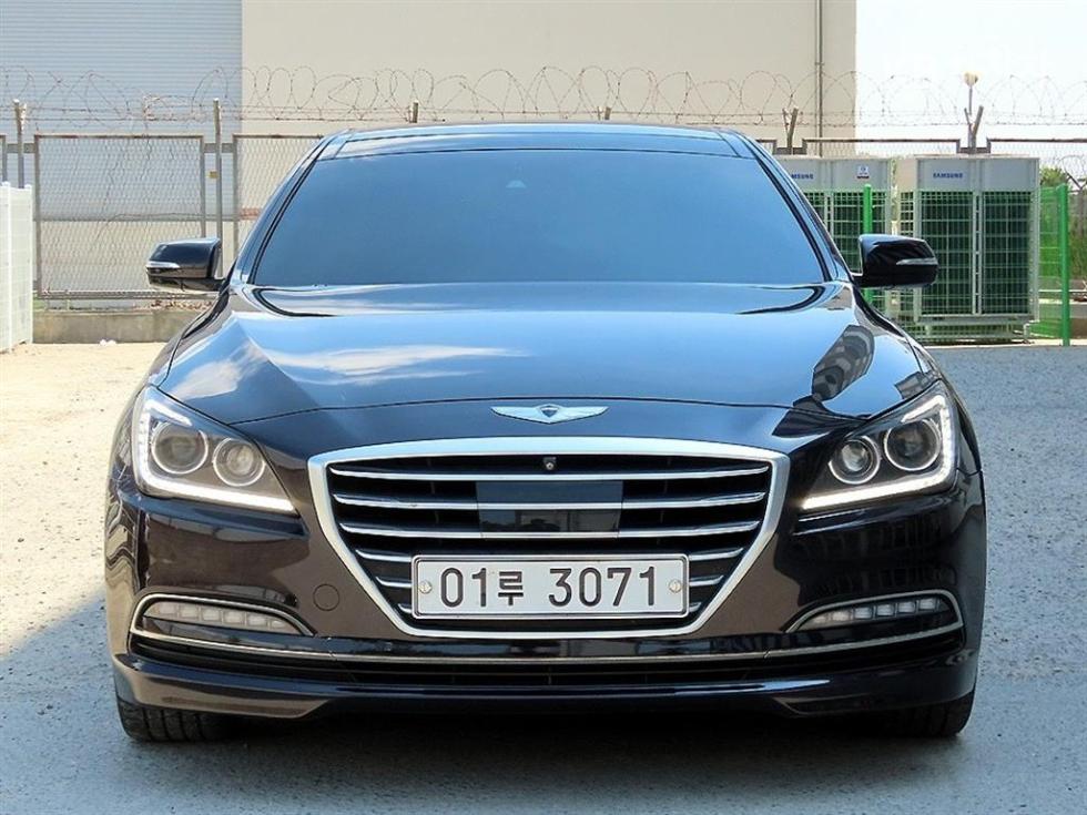 Hyundai Genesis (Hyundai)