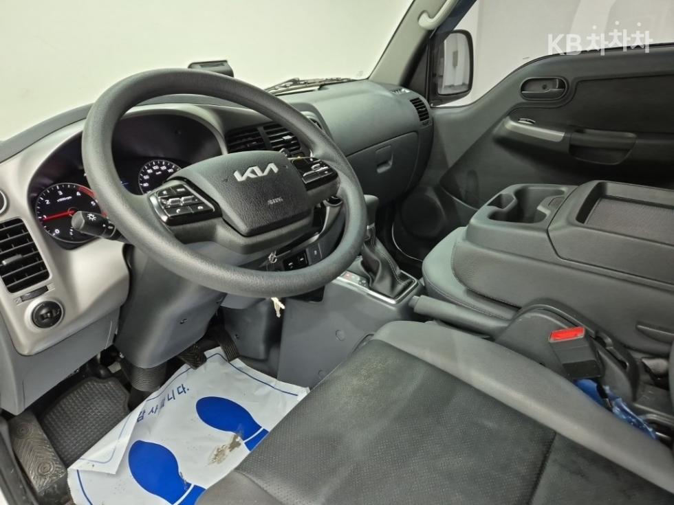 2025 - kia bongo iii