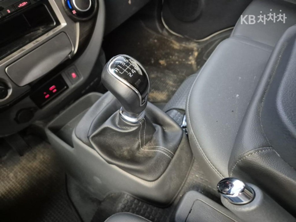 2019 - kia bongo iii