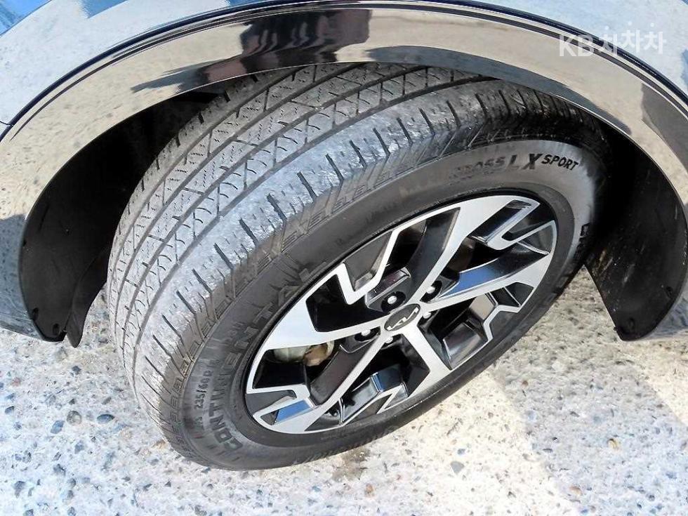2023 - kia sportage