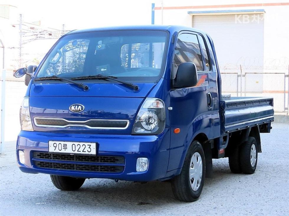 2018 - kia bongo iii