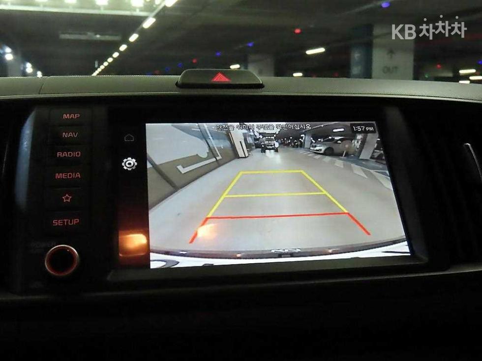 2025 - kia kia
