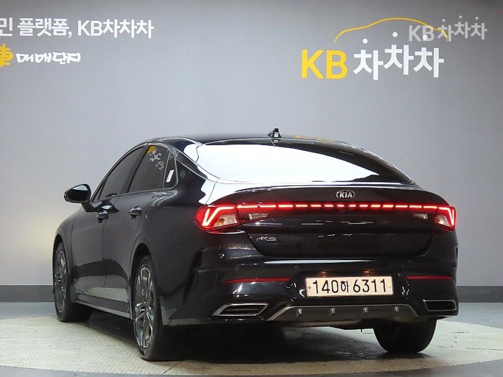 2020 - kia k5