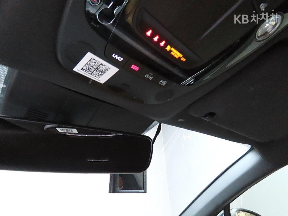2020 - kia k5