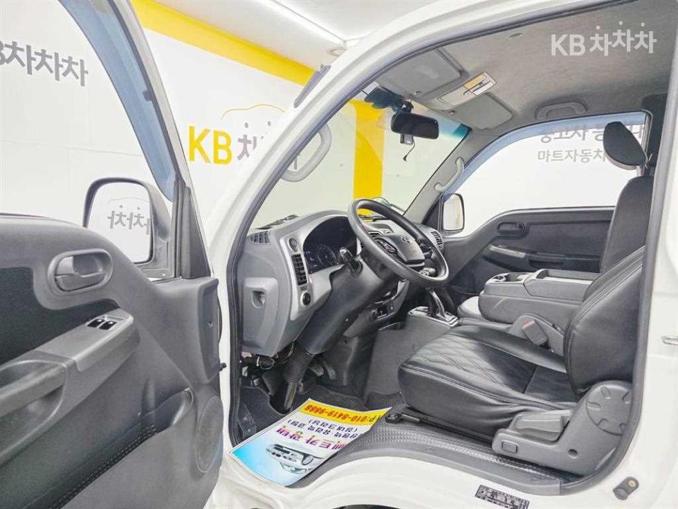 2020 - kia bongo iii