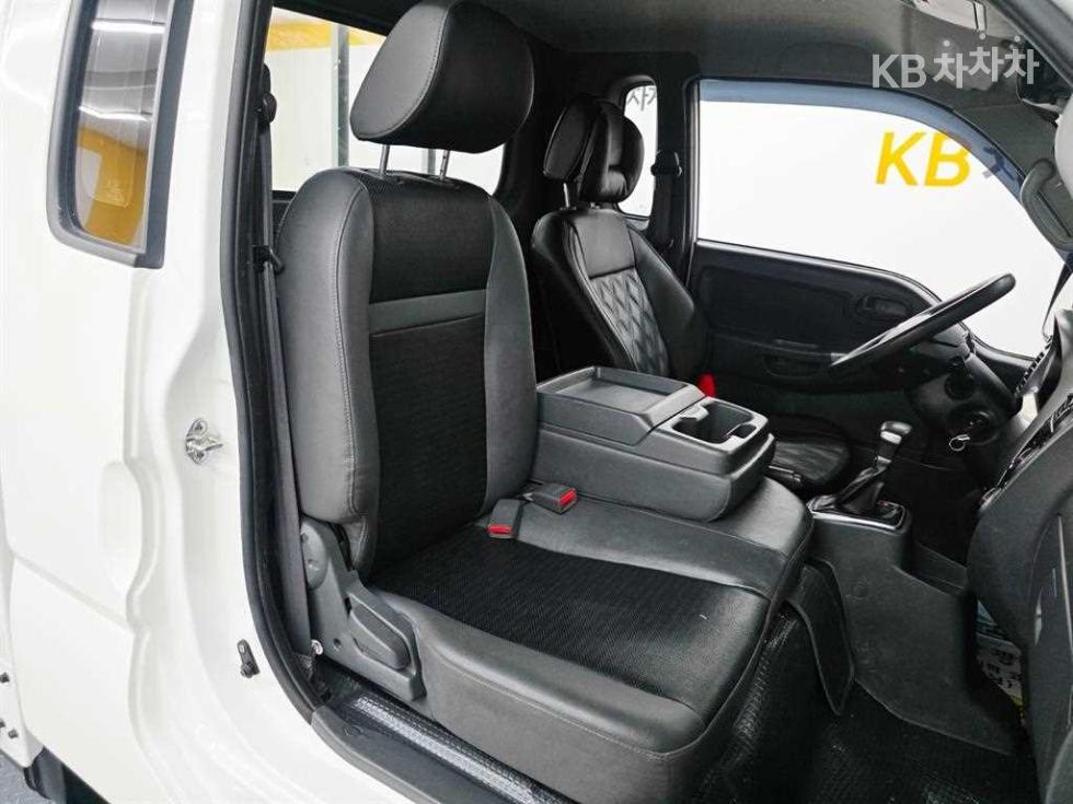 2020 - kia bongo iii