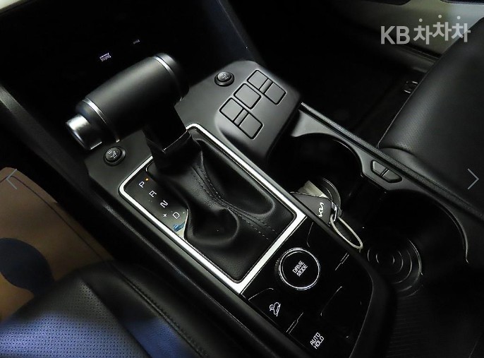 2024 - kia sportage