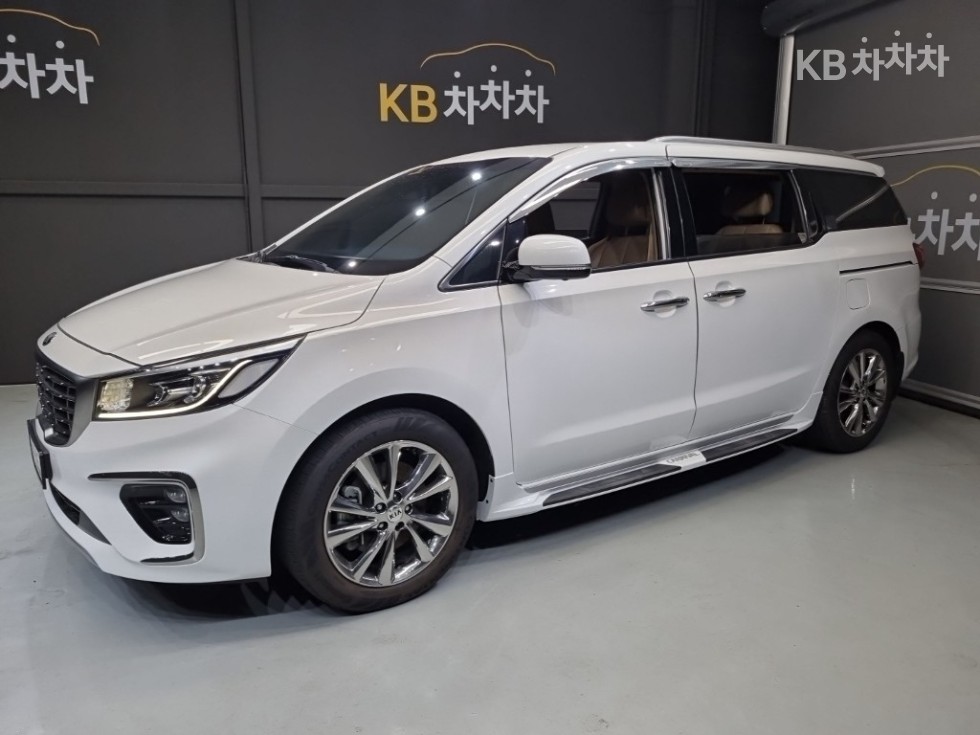 2020 - kia carnival