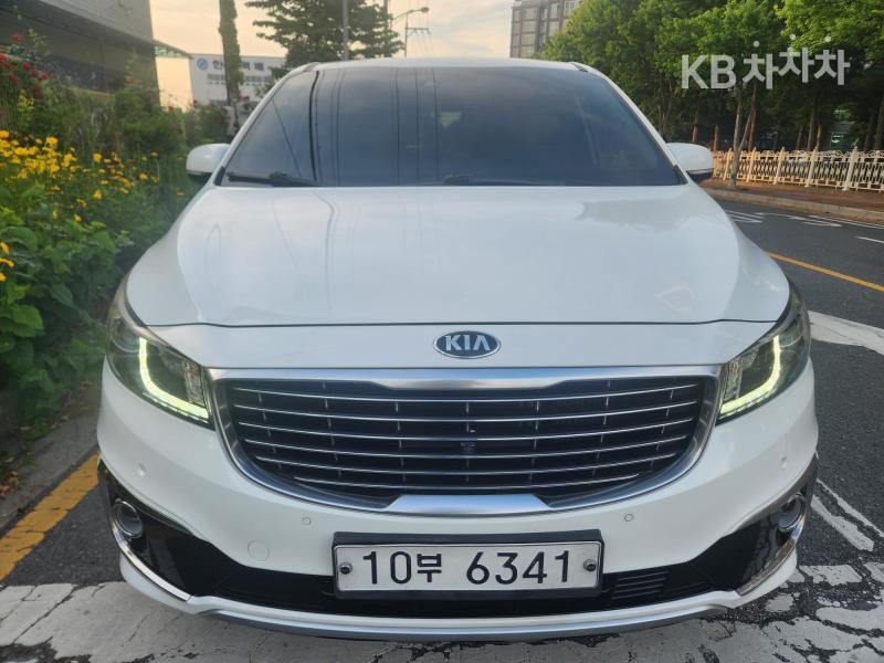 Kia Карнивал