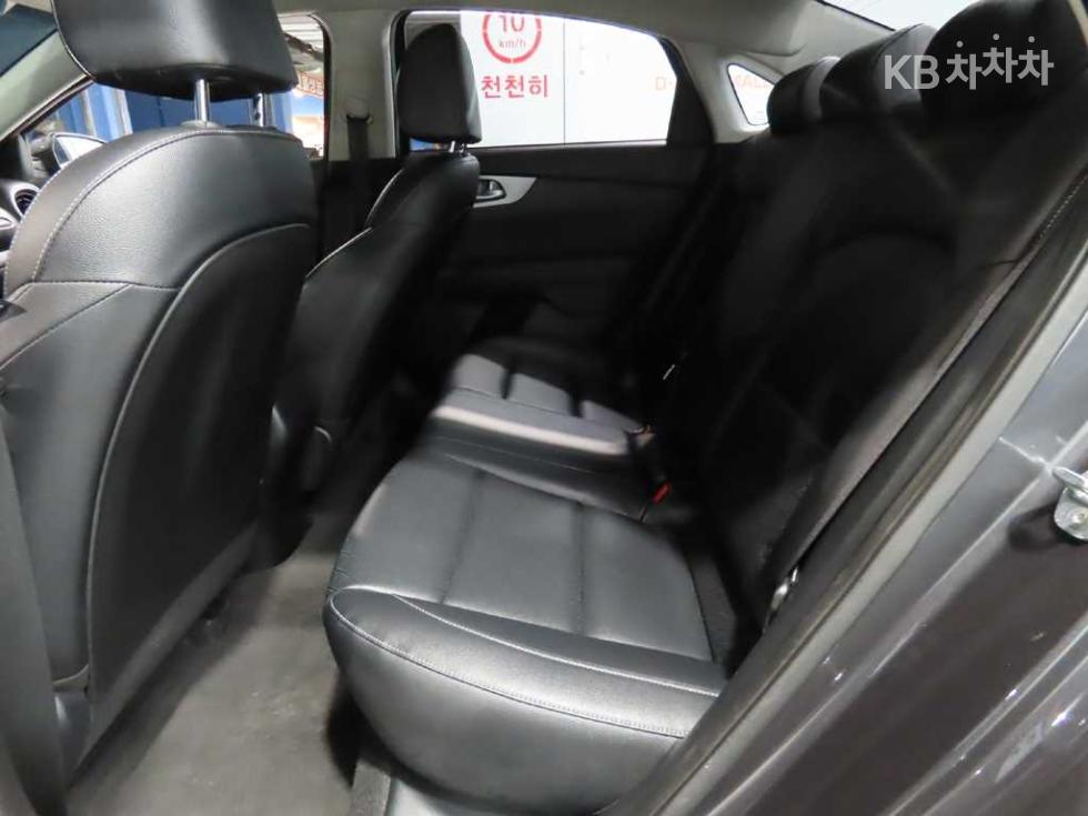 2022 - kia k3