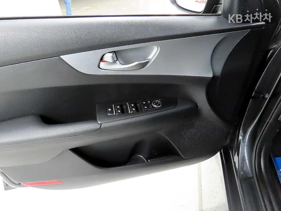 2022 - kia k3