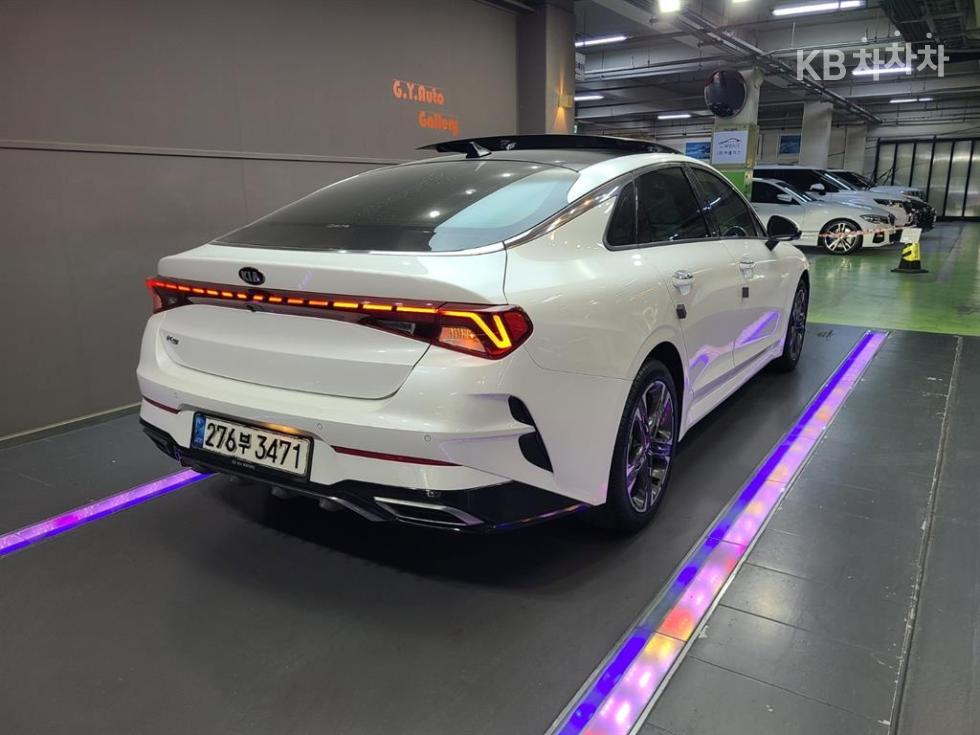 2020 - kia k5