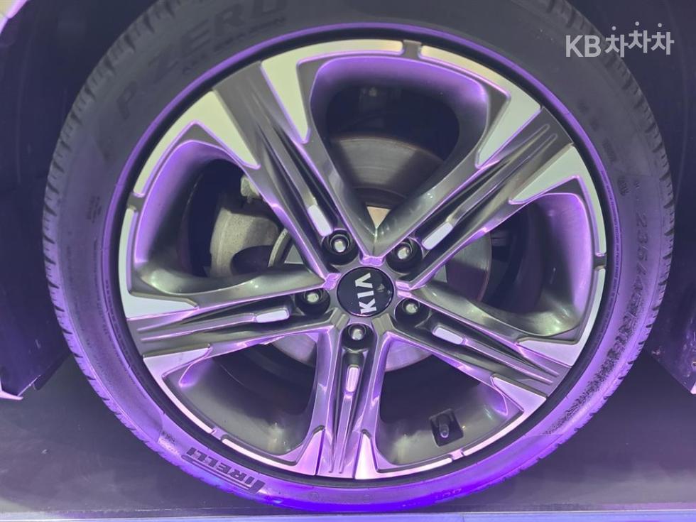 2020 - kia k5