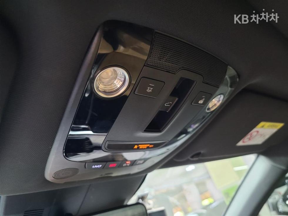 2020 - kia k5