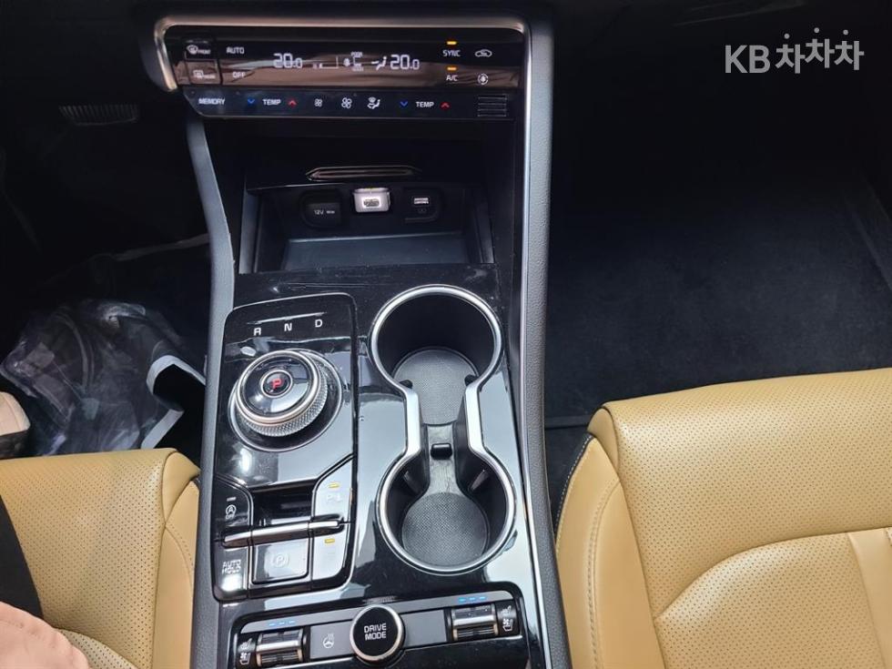 2020 - kia k5