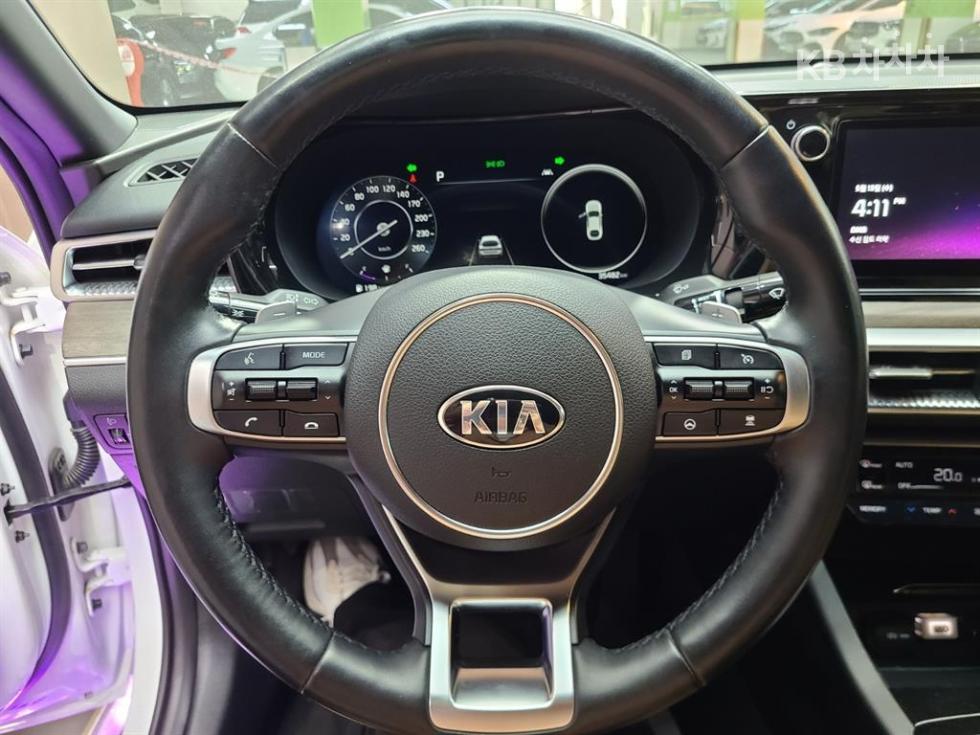 2020 - kia k5