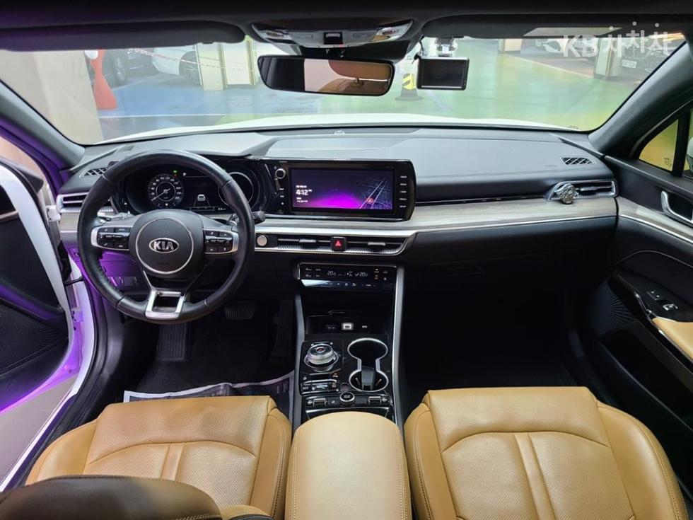 2020 - kia k5