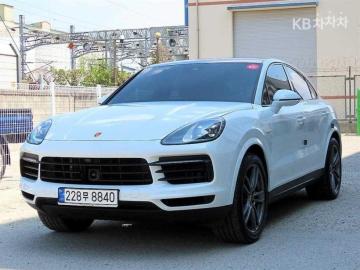 Porsche Cayenne 3.0 E-Hybrid Coupe — foto 1
