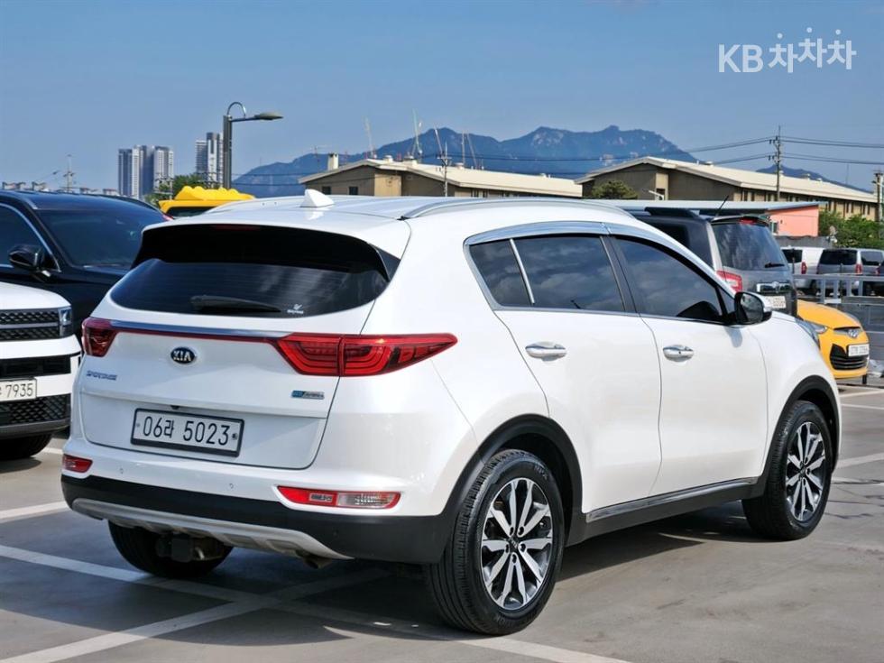 2018 - kia sportage