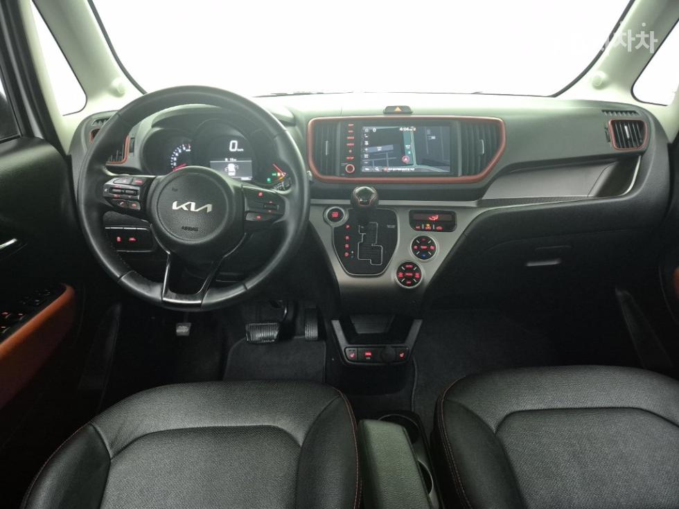 2022 - kia ray