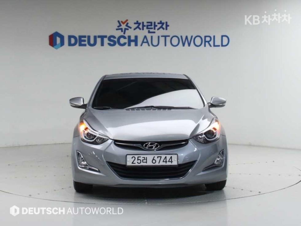 Hyundai Avante — miniaturë 3