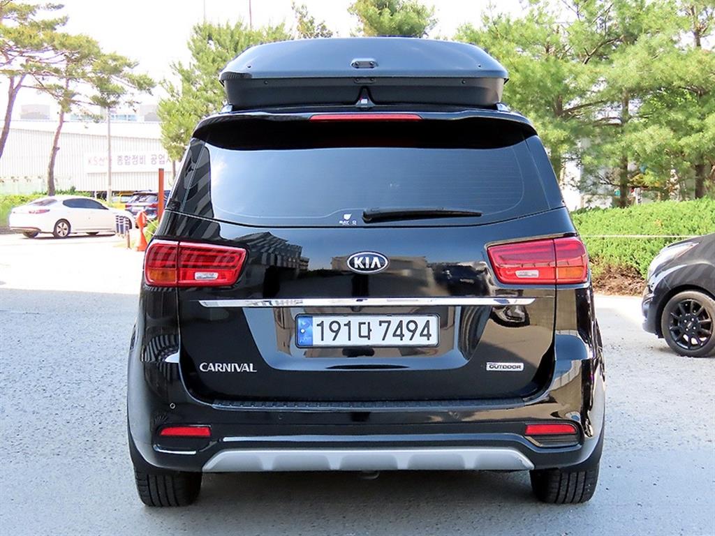 2019 - kia carnival