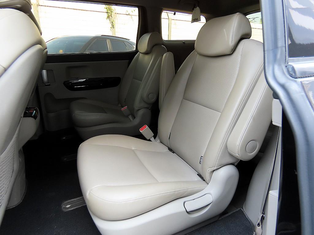 2019 - kia carnival
