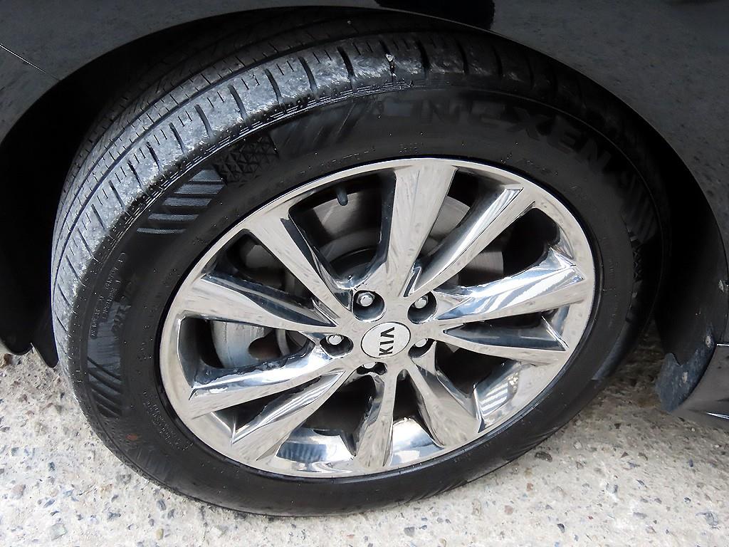 2019 - kia carnival