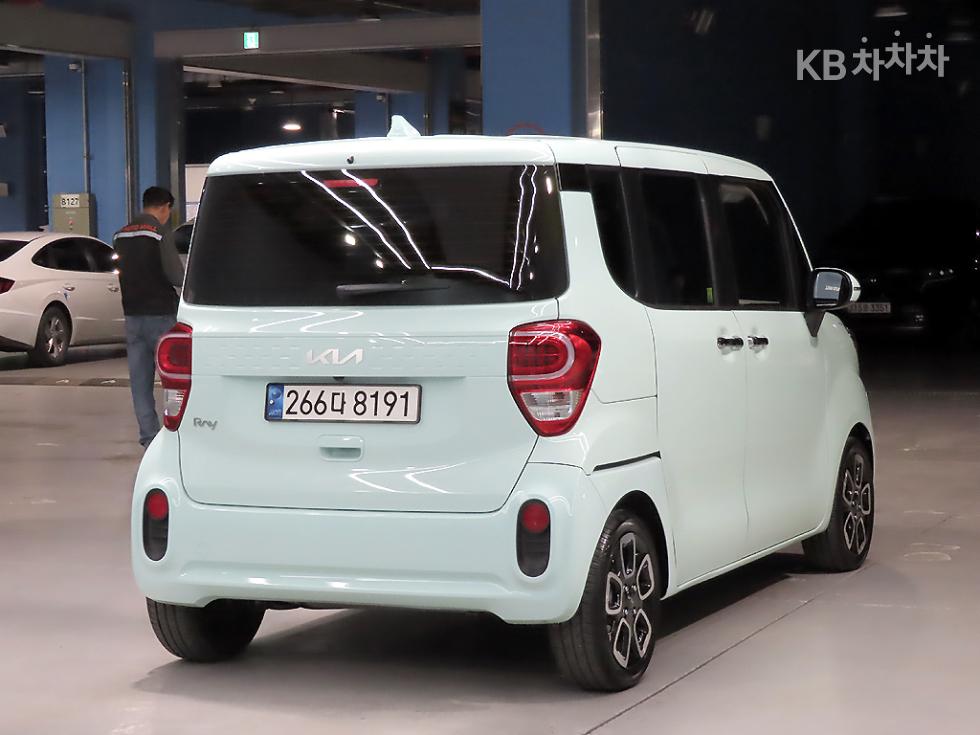 2022 - kia ray