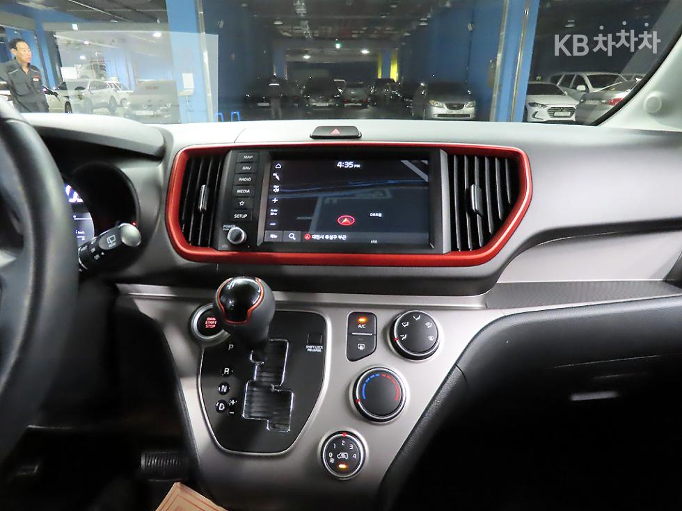 2022 - kia ray