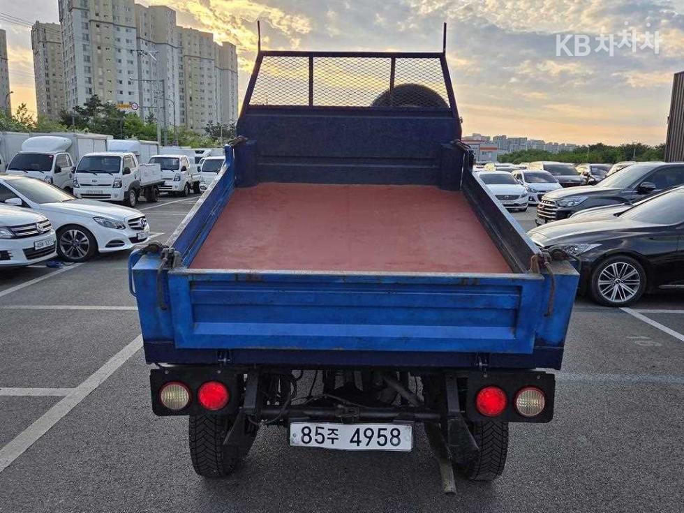 2013 - kia bongo iii