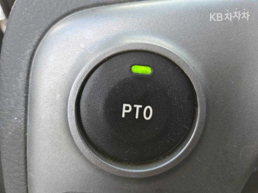 2013 - kia bongo iii