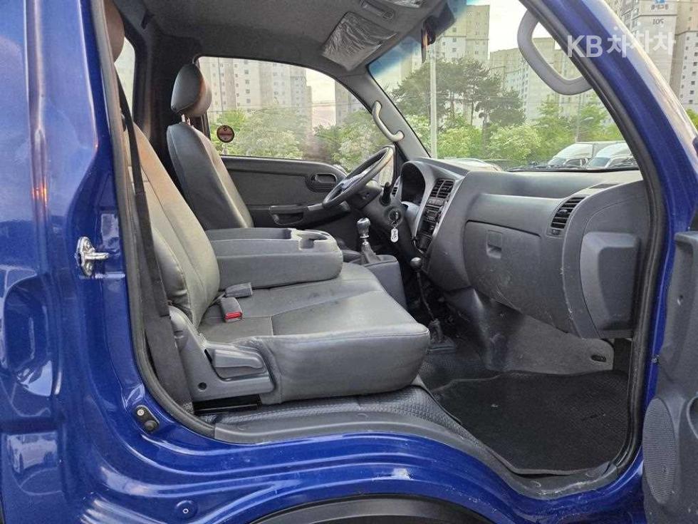 2013 - kia bongo iii