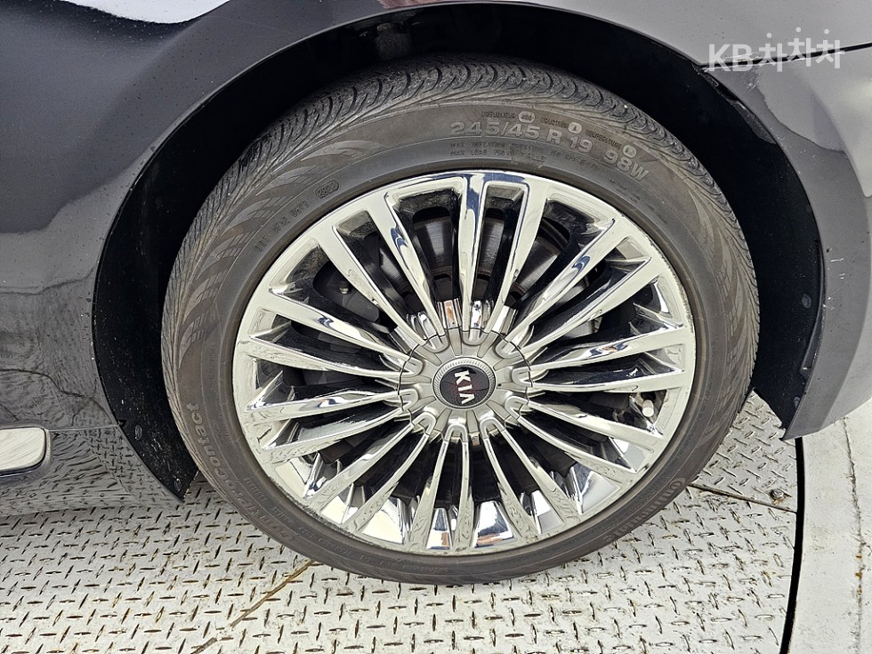 Kia K9 — miniaturë 20