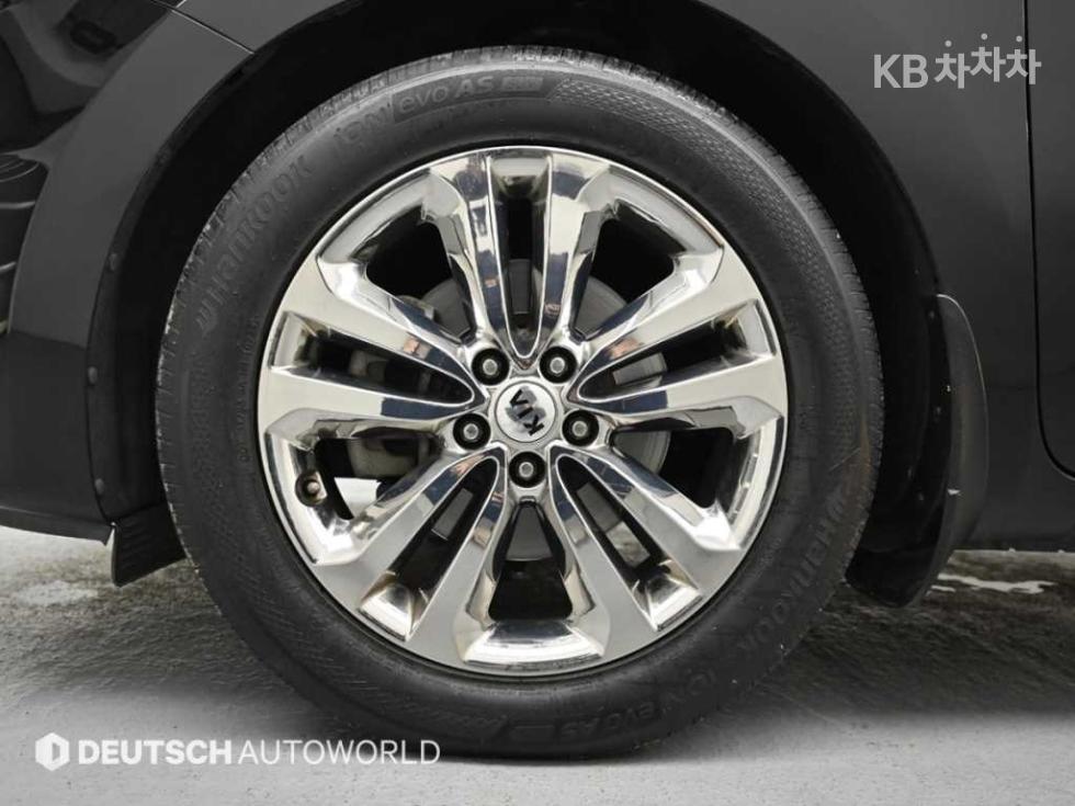 2017 - kia carnival