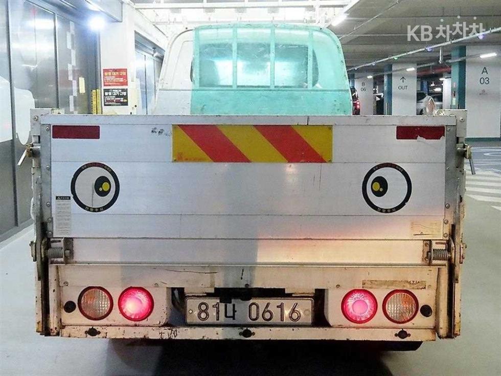 2020 - kia bongo iii