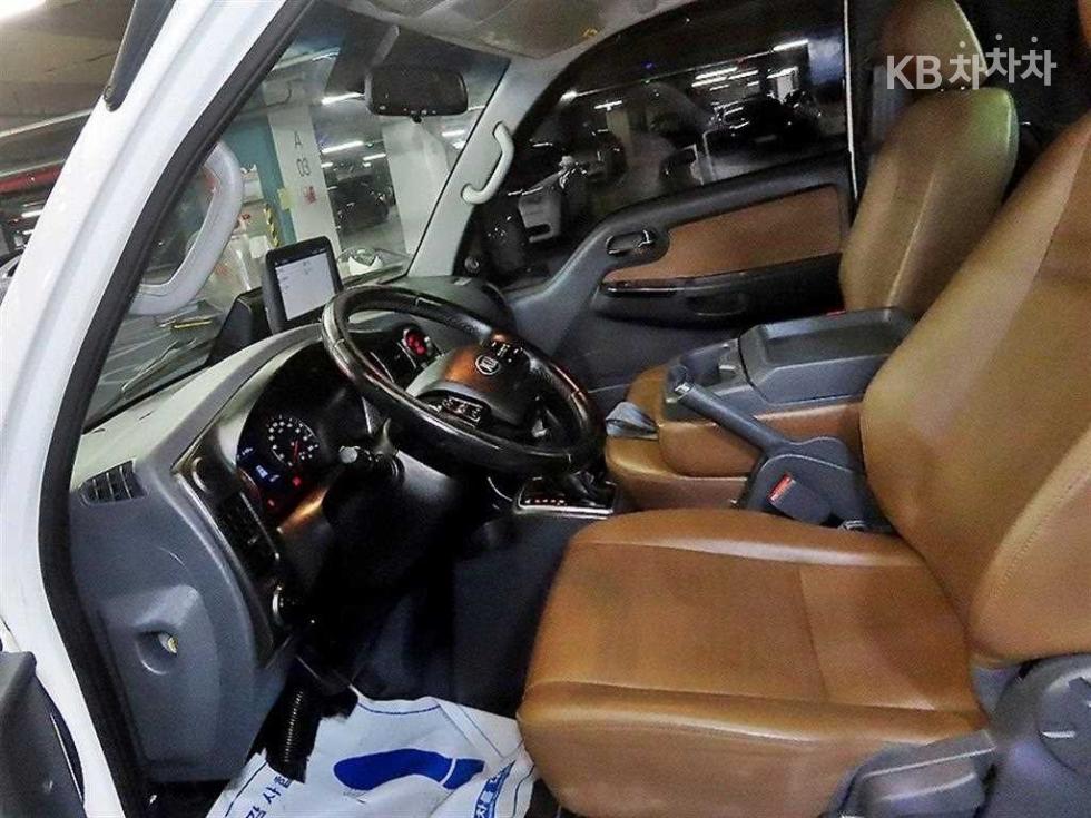 2020 - kia bongo iii