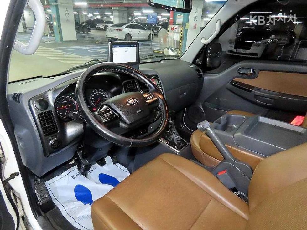 2020 - kia bongo iii