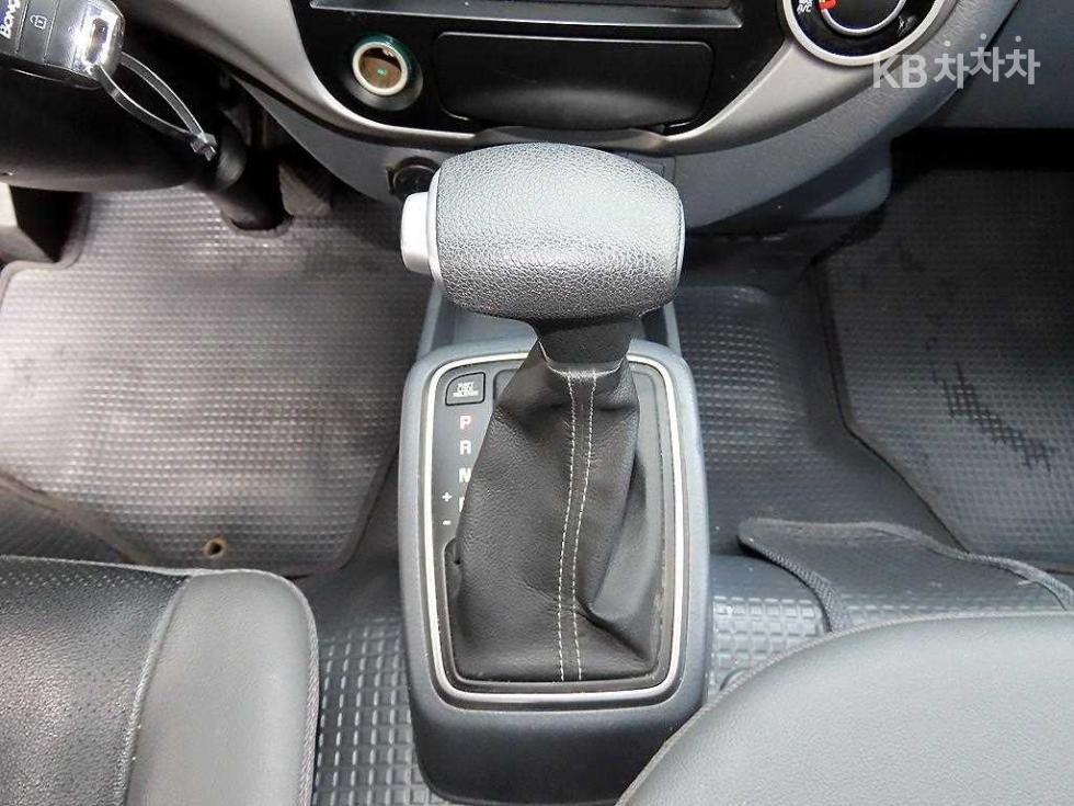 2022 - kia bongo iii