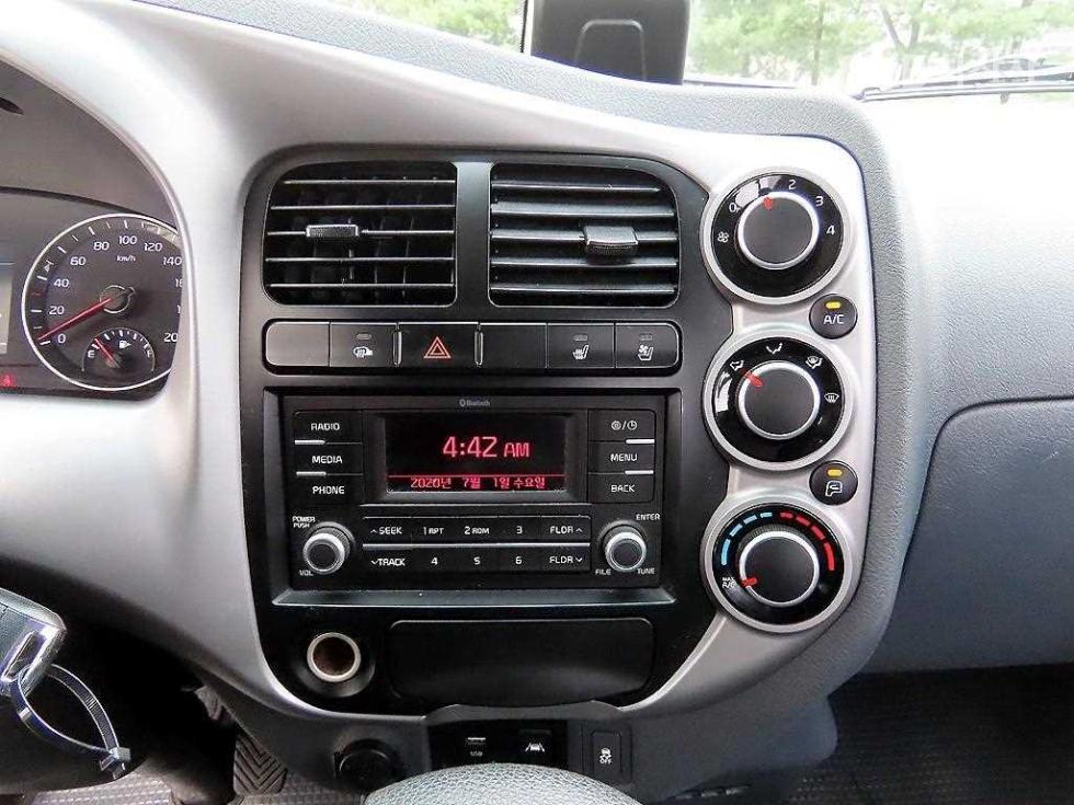 2022 - kia bongo iii