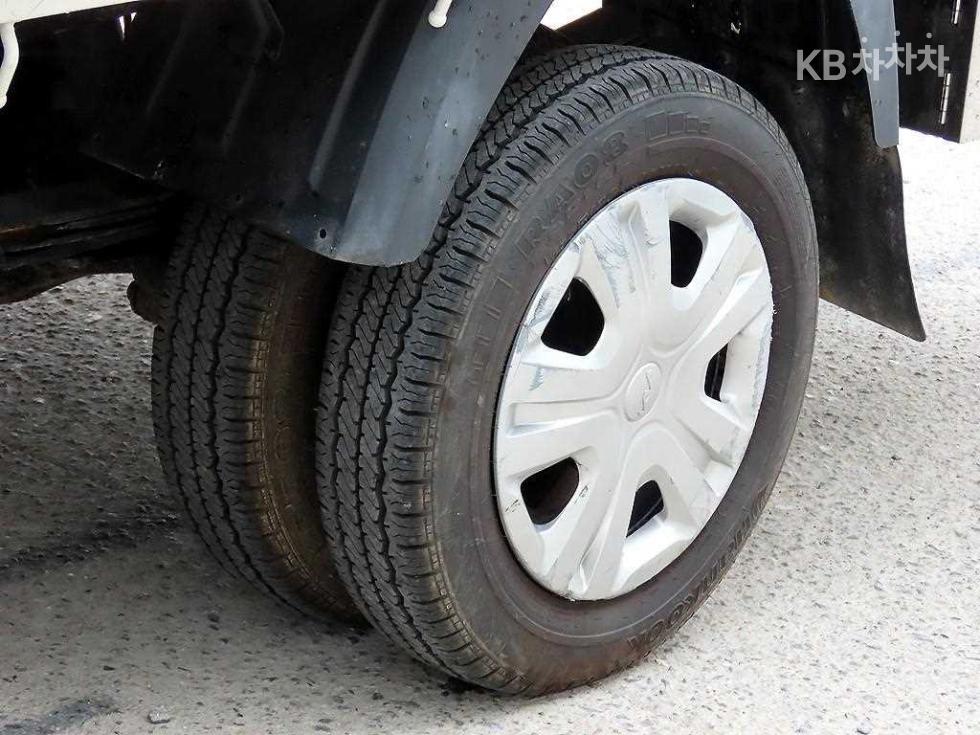 2022 - kia bongo iii