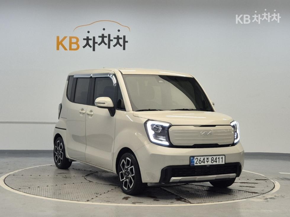 2025 - kia kia