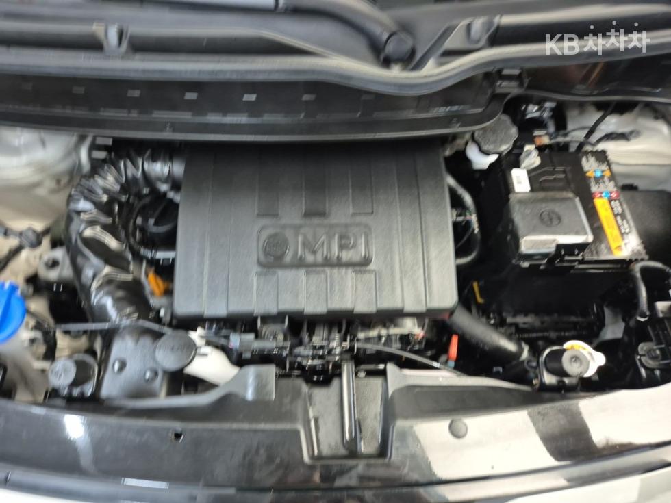2025 - kia kia