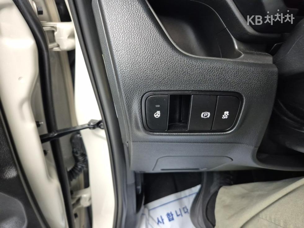 2025 - kia kia