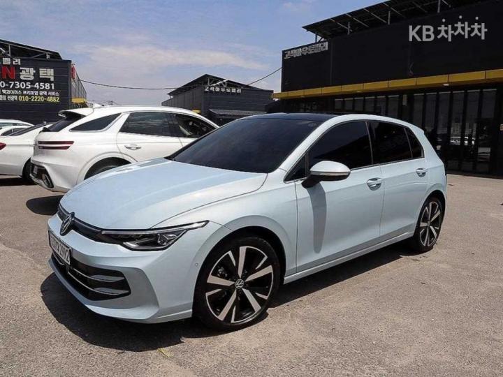 Volkswagen Golf The 8 MK8 2.0 TDI Prestige