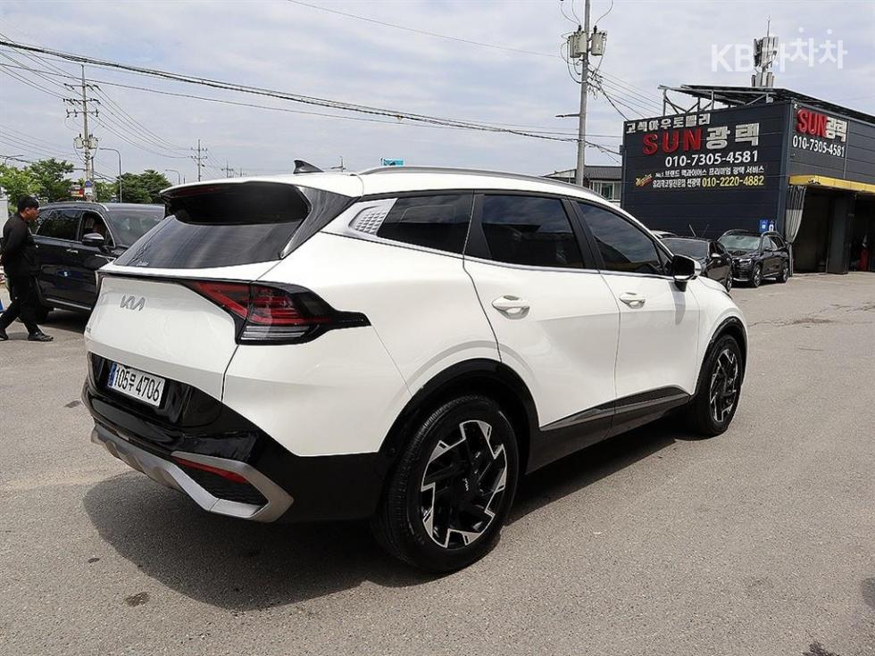 2024 - kia sportage