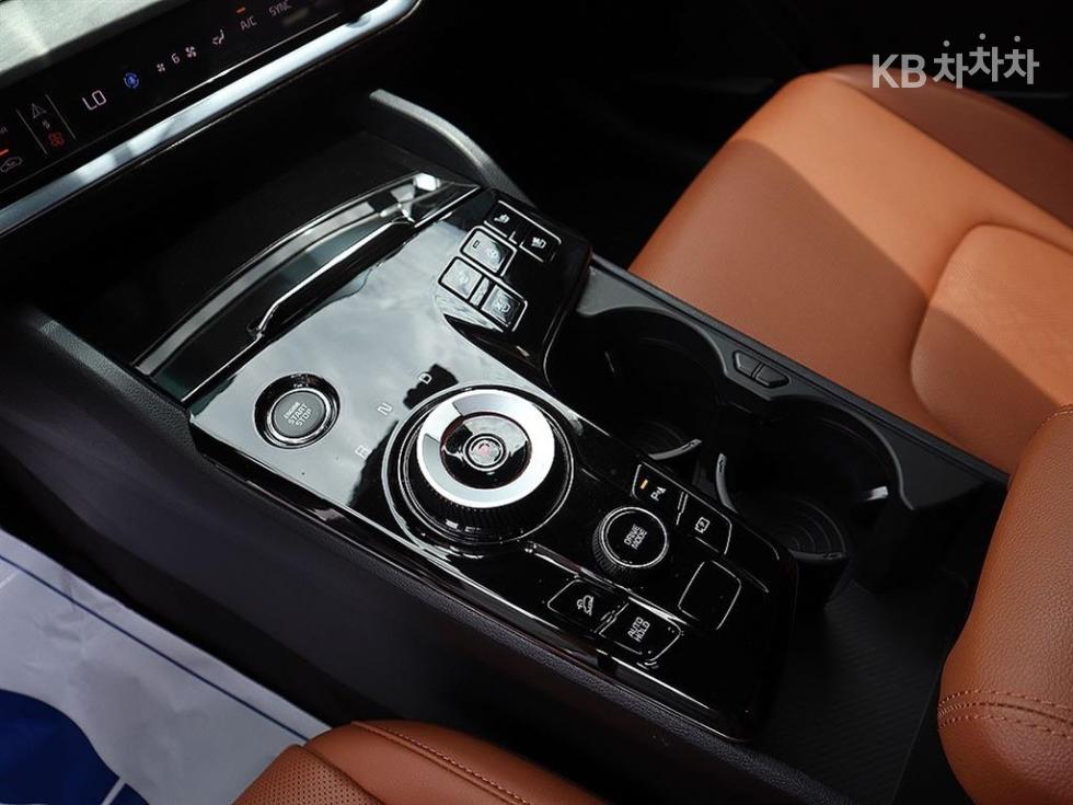 2024 - kia sportage
