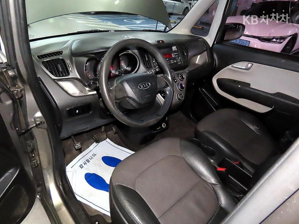 2013 - kia ray-ban