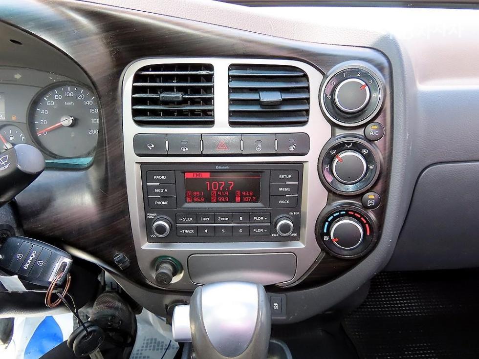 2018 - kia bongo iii